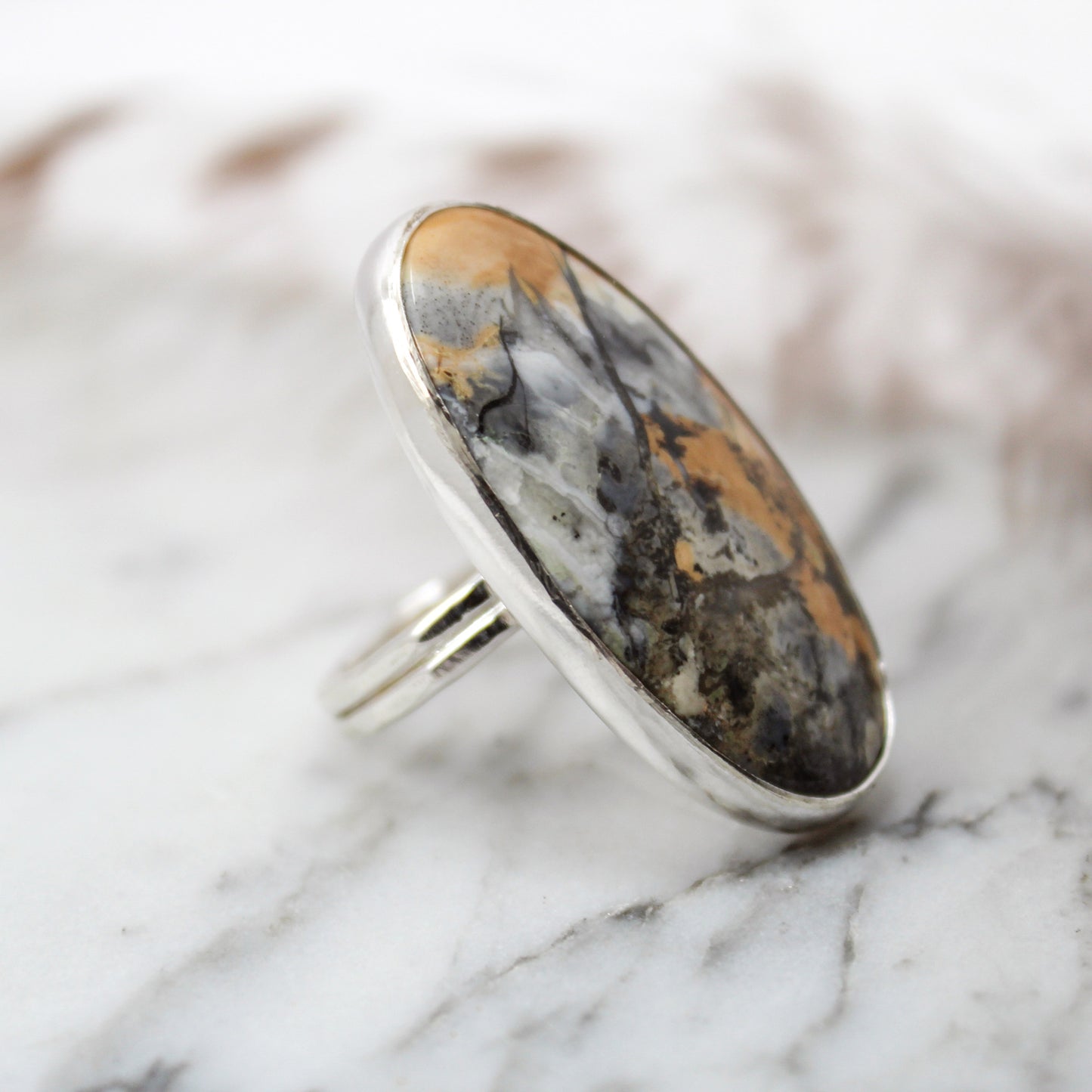 Maligano Jasper Oval Statement Ring, Grey, Yellow & White – Size 6.5