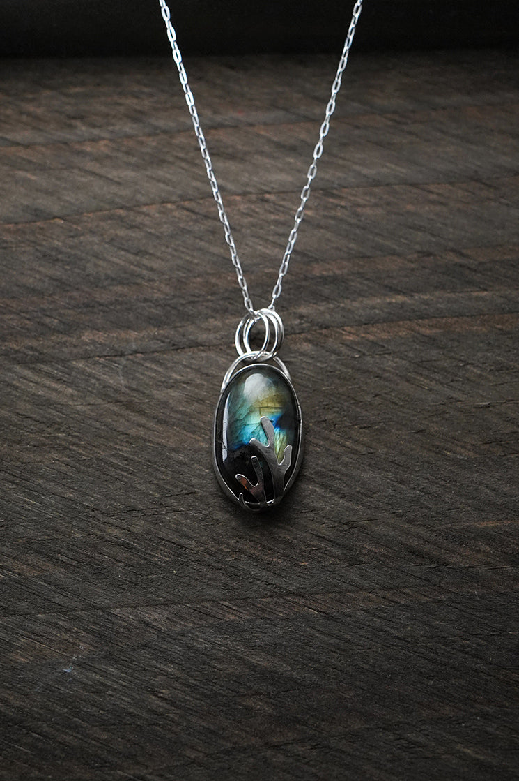 
                  
                    Oval Labradorite Decorative Coral Inspired Sterling Silver Pendant - green cutout back
                  
                