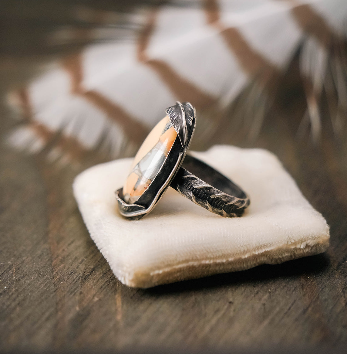 
                  
                    Maligano Jasper Oval Feather Ring with Patina– Size 7.5
                  
                