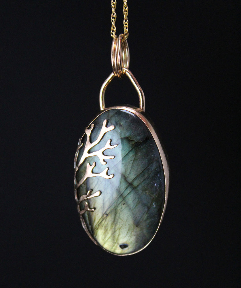 
                  
                    Oval Green Labradorite Decorative Coral Inspired Pendant in 14K Gold Fill
                  
                