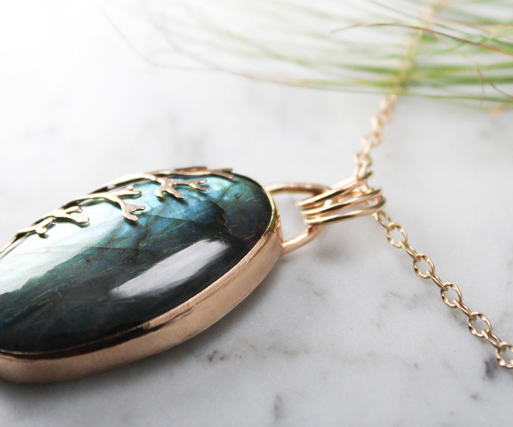 
                  
                    Oval Green Labradorite Decorative Coral Inspired Pendant in 14K Gold Fill
                  
                