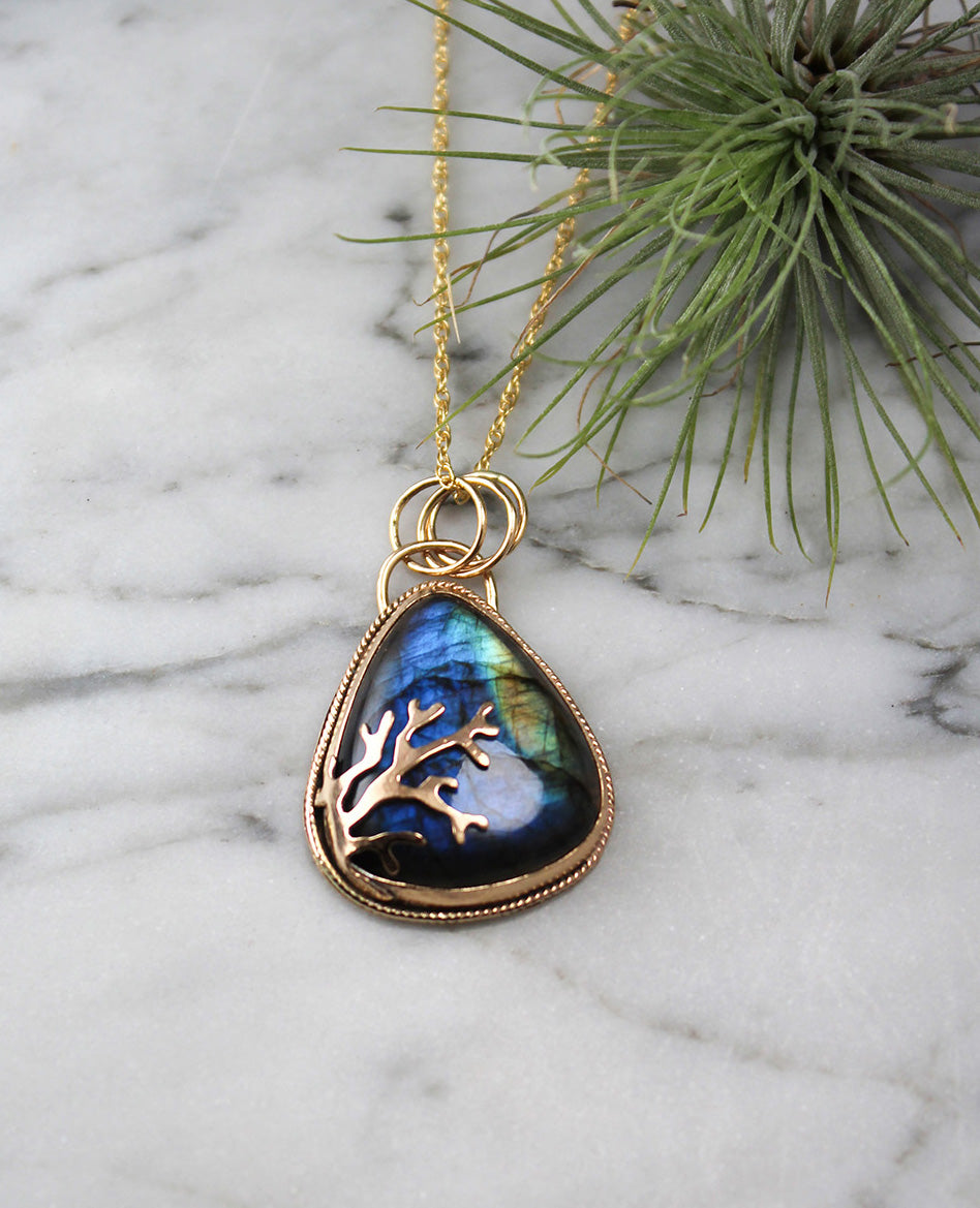 Teardrop Blue Green Labradorite Decorative Pendant in 14K Gold Fill