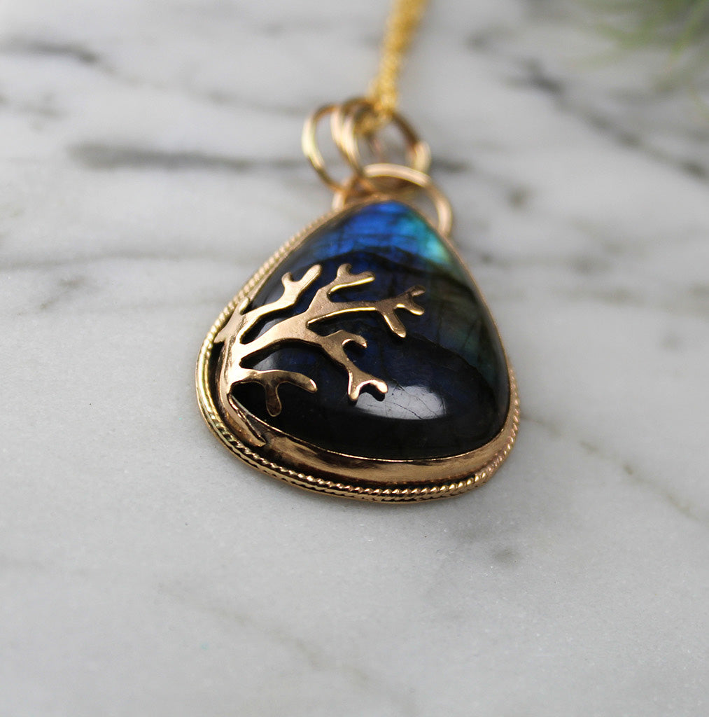 
                  
                    Teardrop Blue Green Labradorite Decorative Pendant in 14K Gold Fill
                  
                