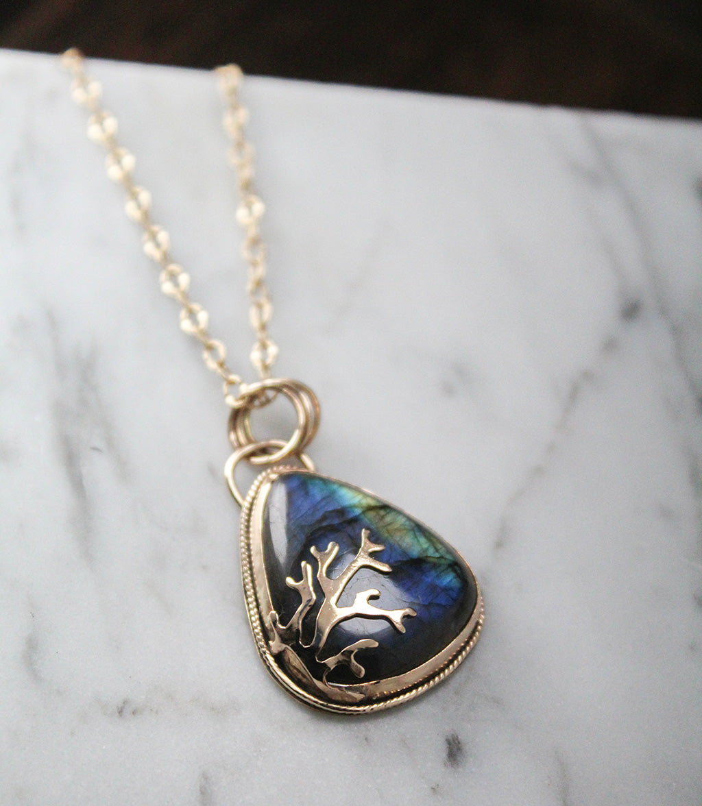 
                  
                    Teardrop Blue Green Labradorite Decorative Pendant in 14K Gold Fill
                  
                